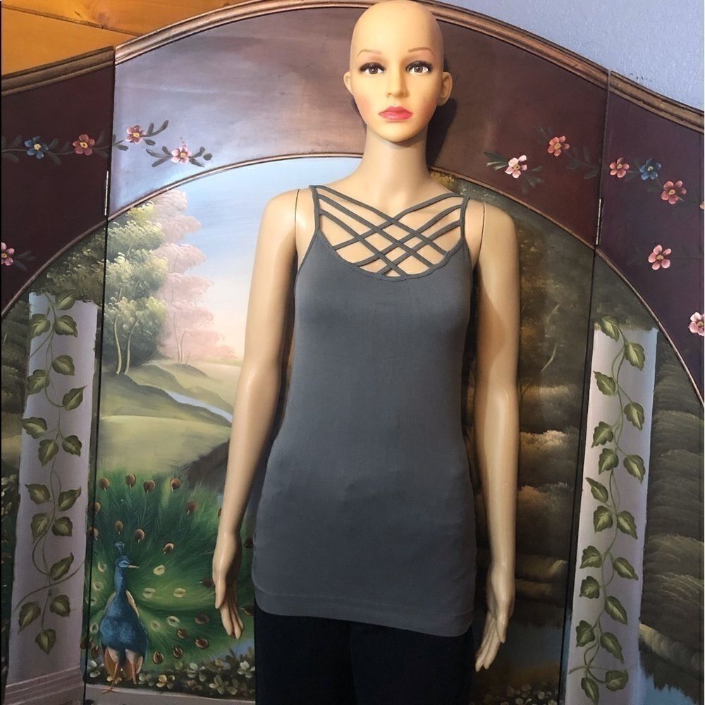 Zenana Outfitters Criss Cross Tank Top Sz S/M NWOT